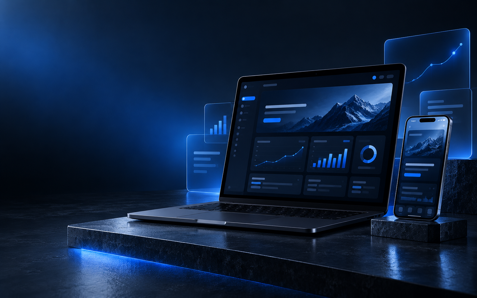 Moderne Webdesign- und SEO-Arbeitsumgebung mit Laptop und Smartphone